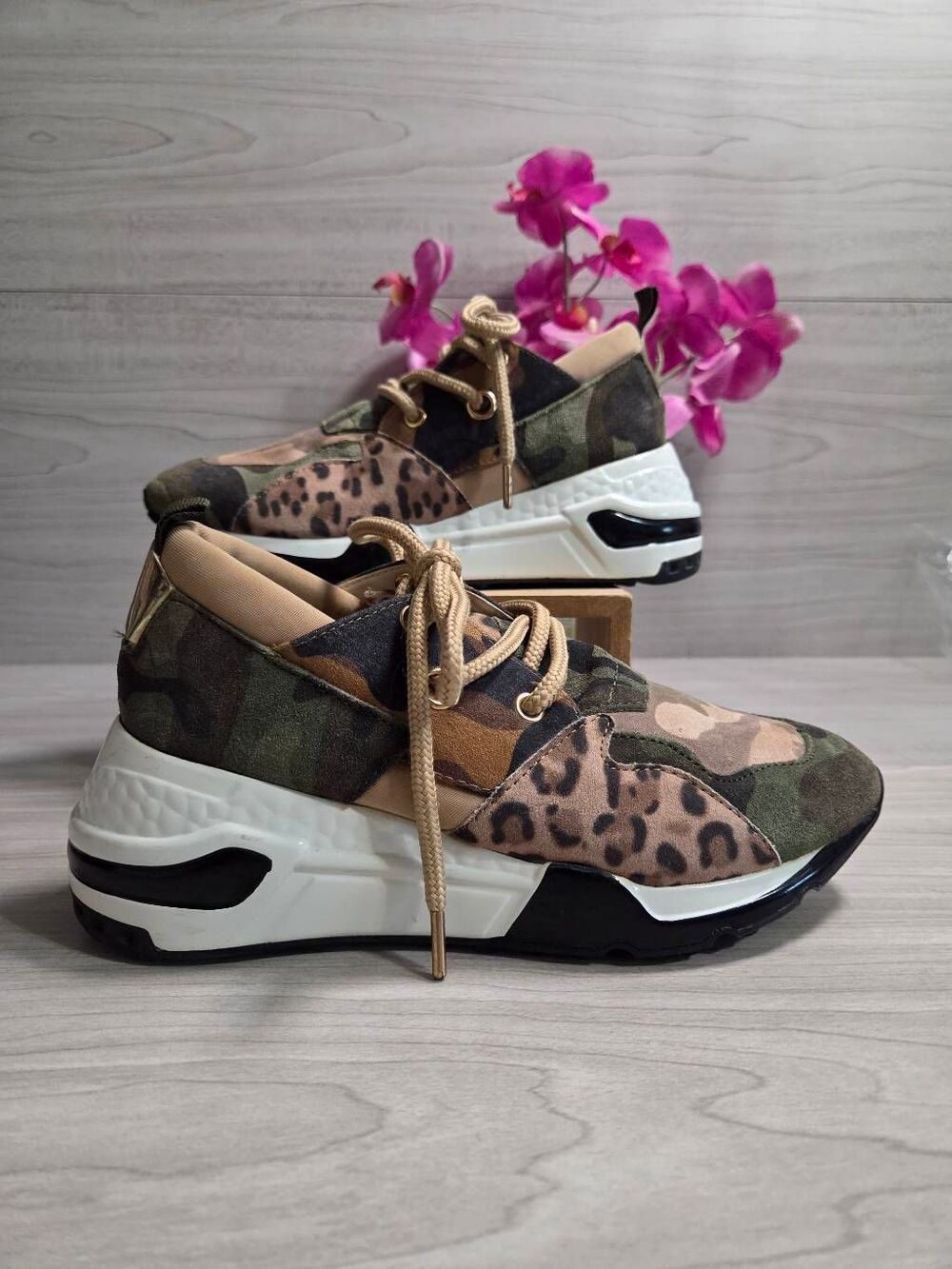 Steve Madden Cliff Camo Leopard Platform Sneakers 6M